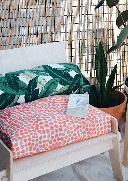 Puff Dotty Coral